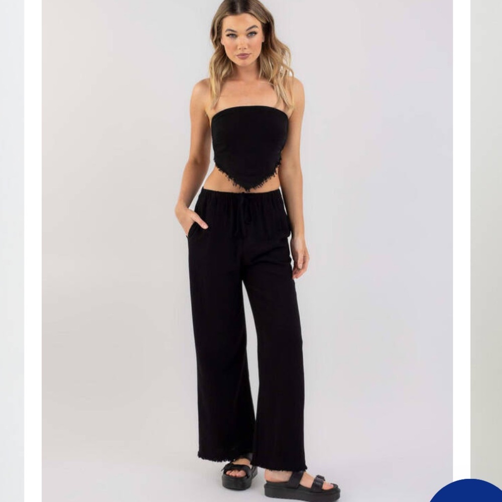 City beach Mooloola Mona Dallis black crop Tube Top